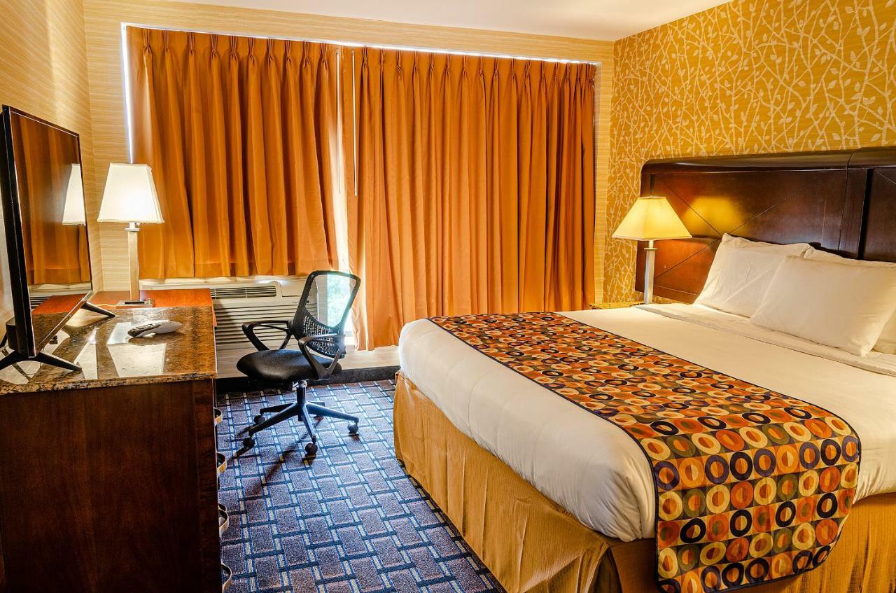 Elmhurst Hotel New York Buitenkant foto