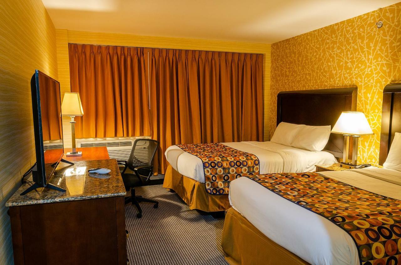 Elmhurst Hotel New York Buitenkant foto